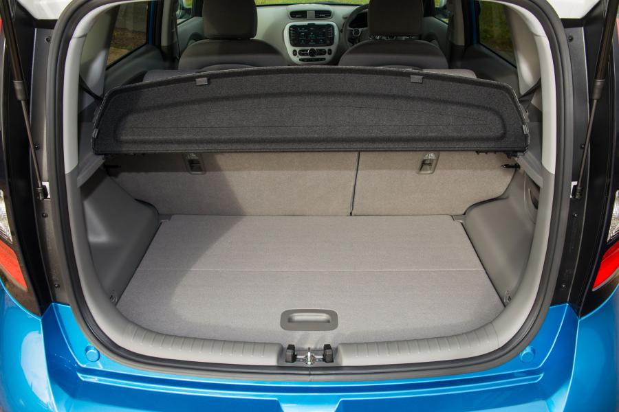 Багажник Kia Soul EV 2014 года  (UK) (фото 32 из 36)